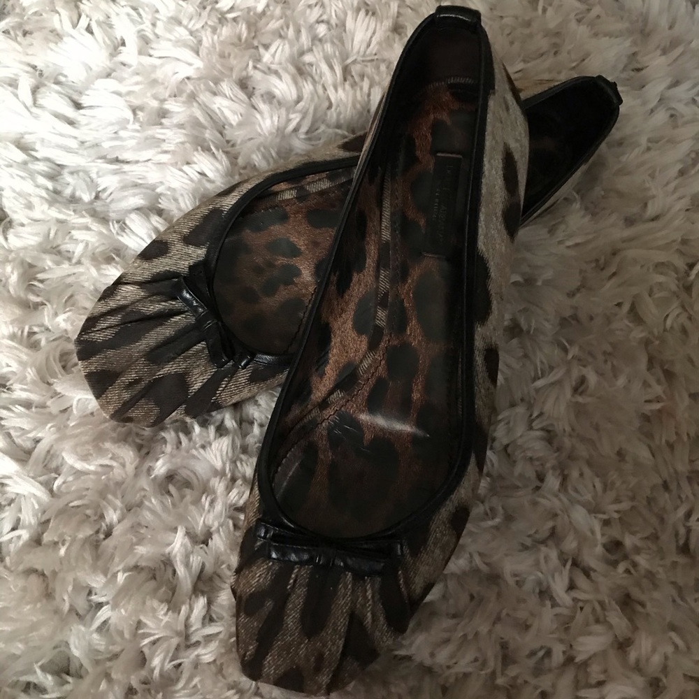 Dolce and Gabbana flats
